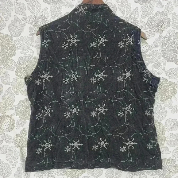 Woolrich Corduroy Embroidered Full Zip Vest Sweater Women's Size L - Picture 2 of 9